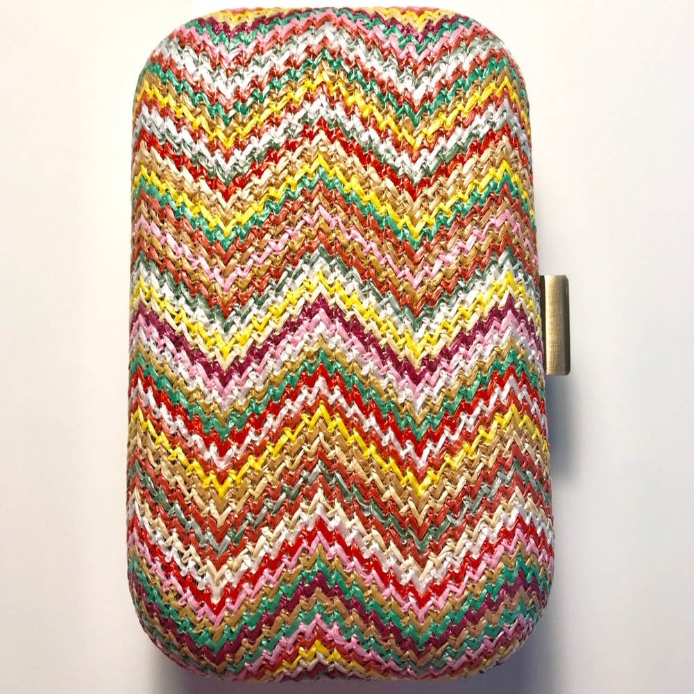 Multi Color Raffia Straw Clutch - Picture 6 of 9